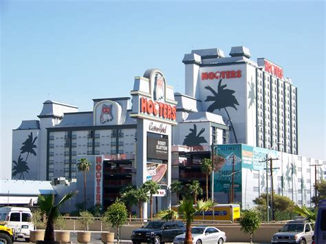 Hooters casino